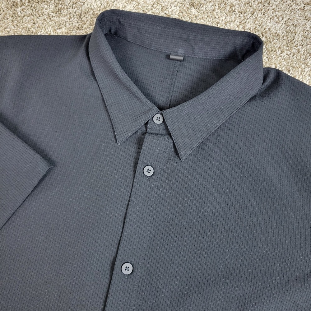 Lululemon Mens 2XL Solid Black Performance Stretch Button Up Short Sleeve